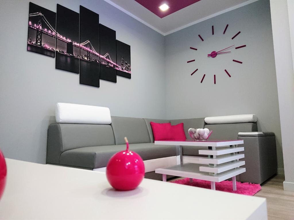 Apartament Exclusive Apartment Kielce Ngoại thất bức ảnh