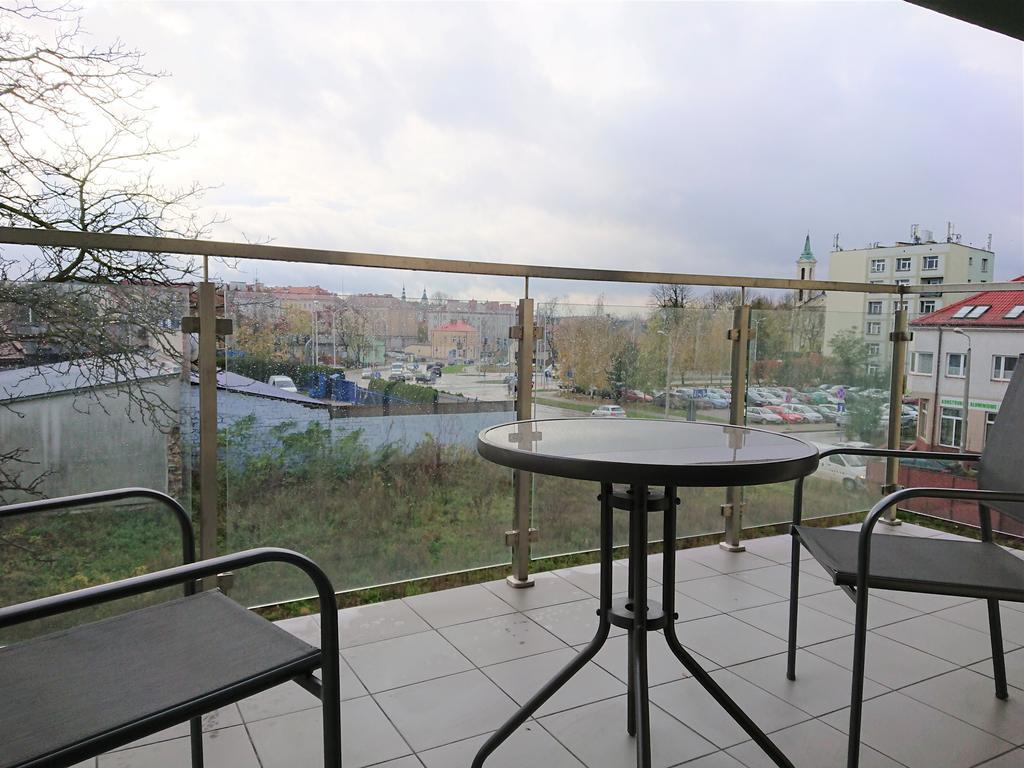 Apartament Exclusive Apartment Kielce Ngoại thất bức ảnh